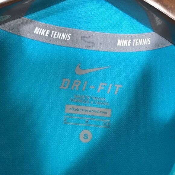 Nike Dri-fit Polo Women’s Small Blue Standard Fit Shirt - Picture 4 of 6